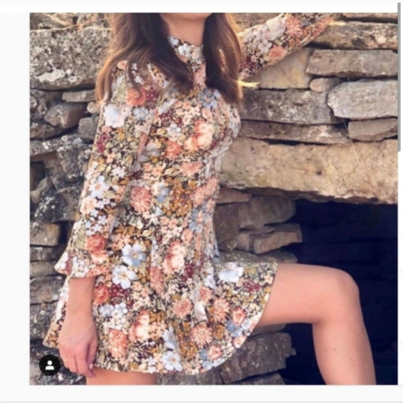 Zara Flowered Mini Dress - Picture 2 of 5